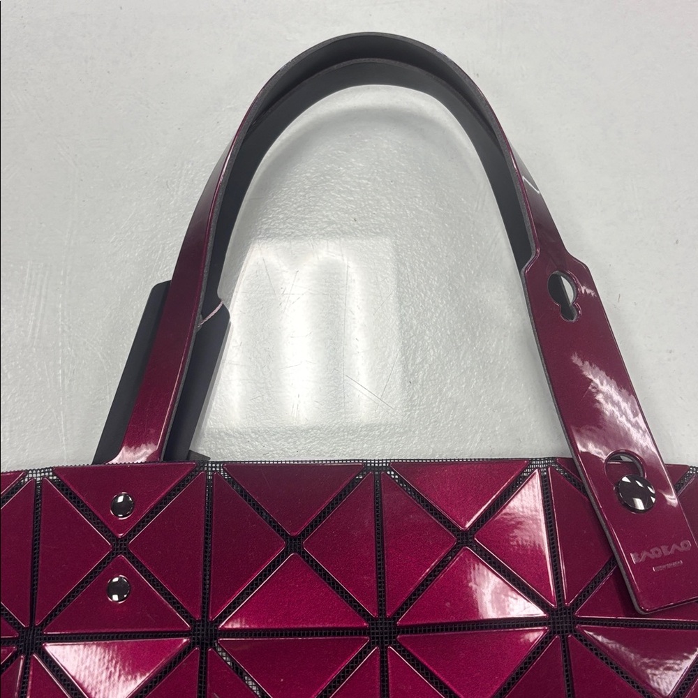 ISSEY MIYAKI BAO BAO "PRISM" AMETHYST PATENT TRIANGLES TOTE BAG - Picture 6 of 10